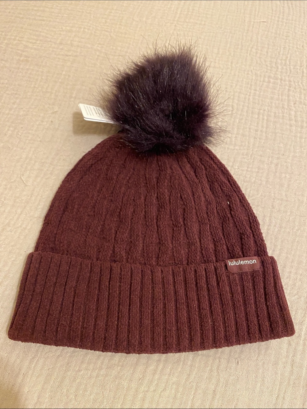 lululemon athletica Pom Pom Beanie - Burgundy. New